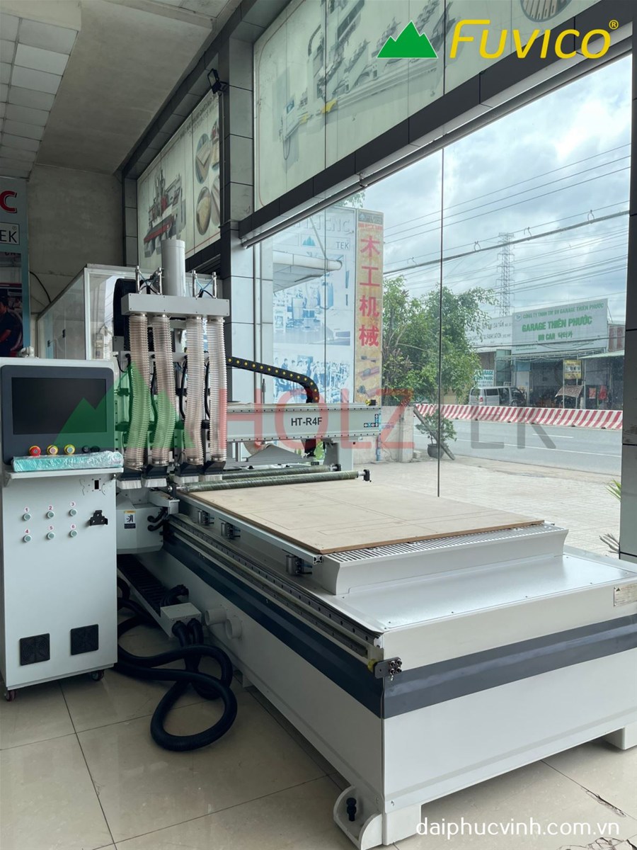 Máy CNC Nesting Holztek HT-R4F