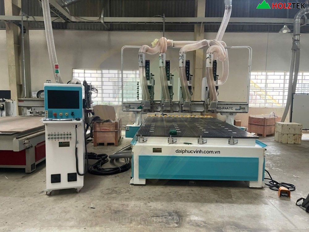 Máy CNC Nesting PRO-R4ATC trong dây chuyền sản xuất nội thất