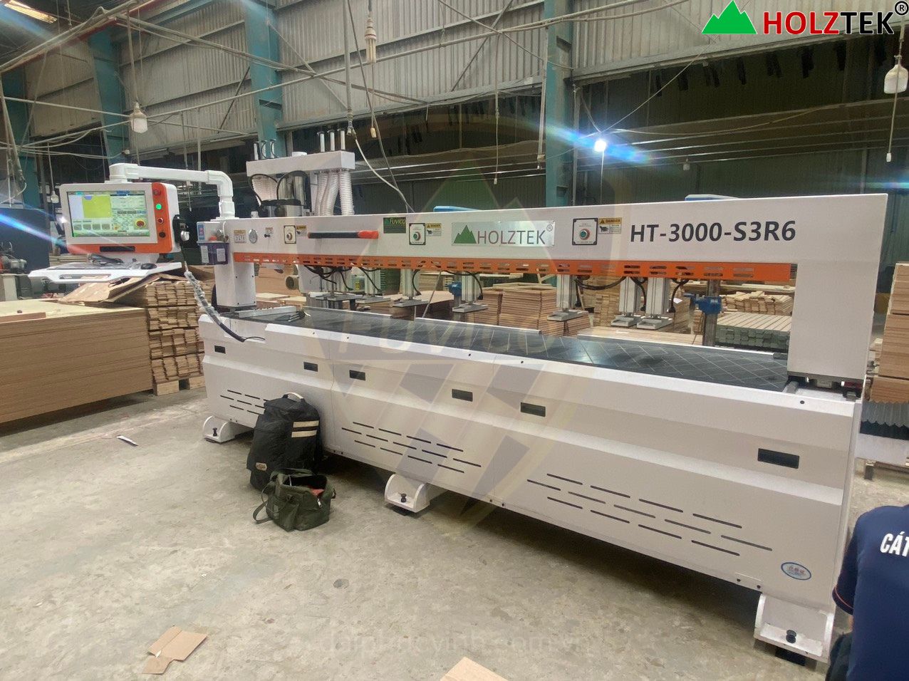 Máy phay khoan CNC nhiều trục