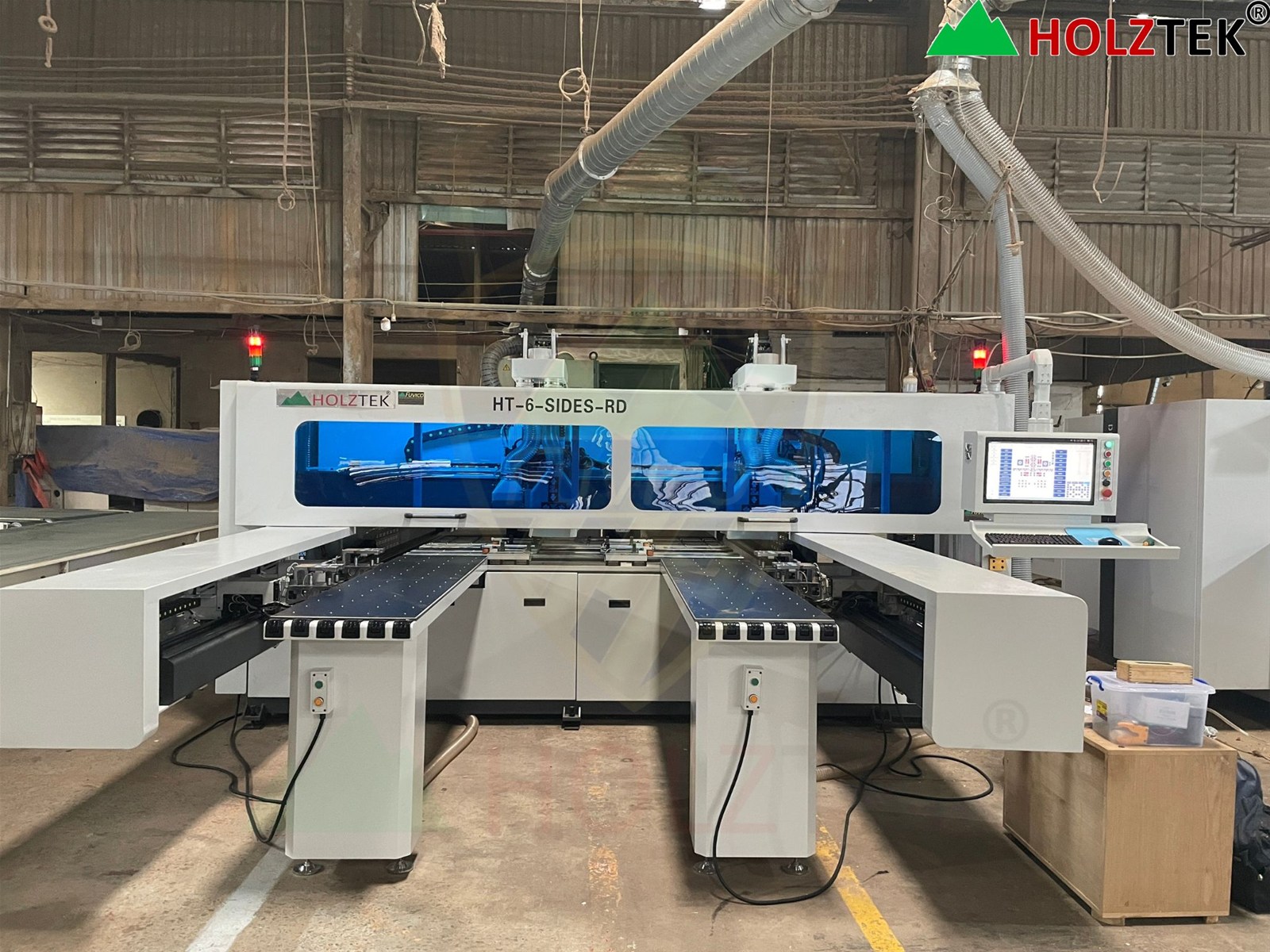 dòng máy khoan CNC 6 mặt Holztek phục vụ nhiều quy mô sản xuất.