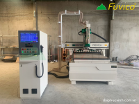 MÁY PHAY CNC ROUTER 1 ĐẦU THAY DAO TỰ ĐỘNG 5781