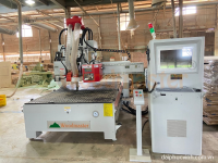 MÁY CNC TRUNG TÂM THAY DAO TỰ ĐỘNG + TRỤC CƯA ĐA HƯỚNG WM-1325RS 5663