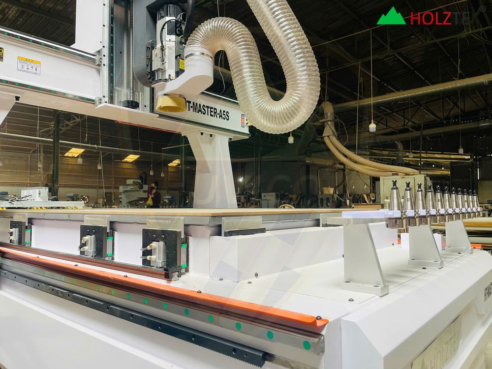  Máy CNC 3D 5 trục Holztek
